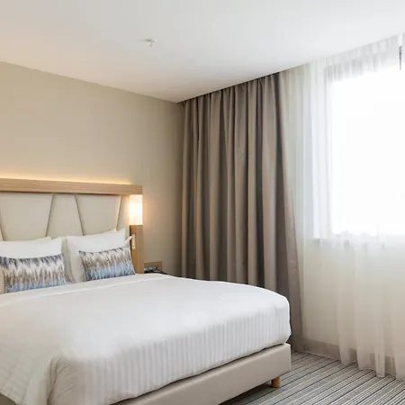 מלון Courtyard By Marriott באניה לוקה