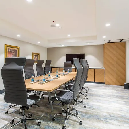 Hotel Courtyard By Marriott 4*