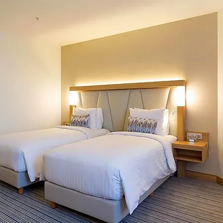 מלון Courtyard By Marriott