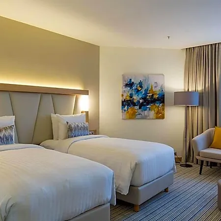 מלון Courtyard By Marriott
