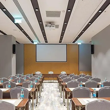 Courtyard By Marriott 4*