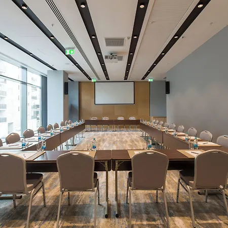 מלון Courtyard By Marriott