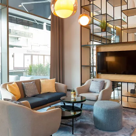 Courtyard By Marriott 4* באניה לוקה