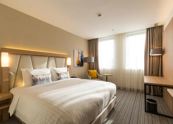 Courtyard By Marriott 4*