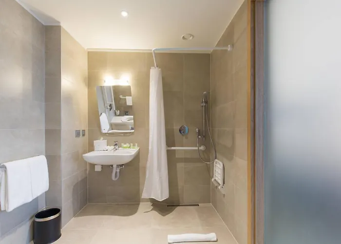 Hotel Courtyard By Marriott 4*