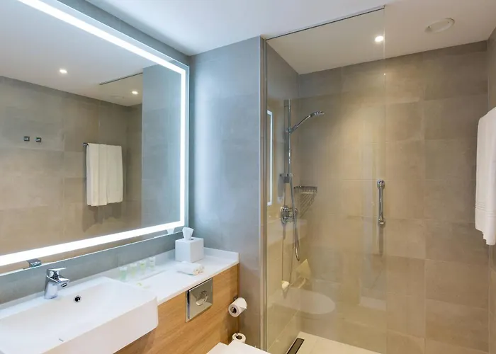 Courtyard By Marriott